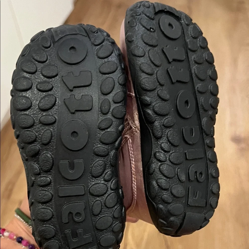 Kids Pink Insulated Winter Boots with Toggle